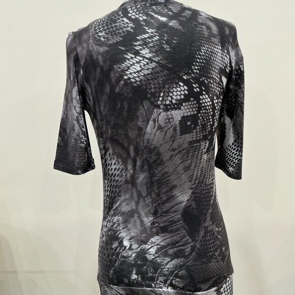 Top - Picture 4 of 4